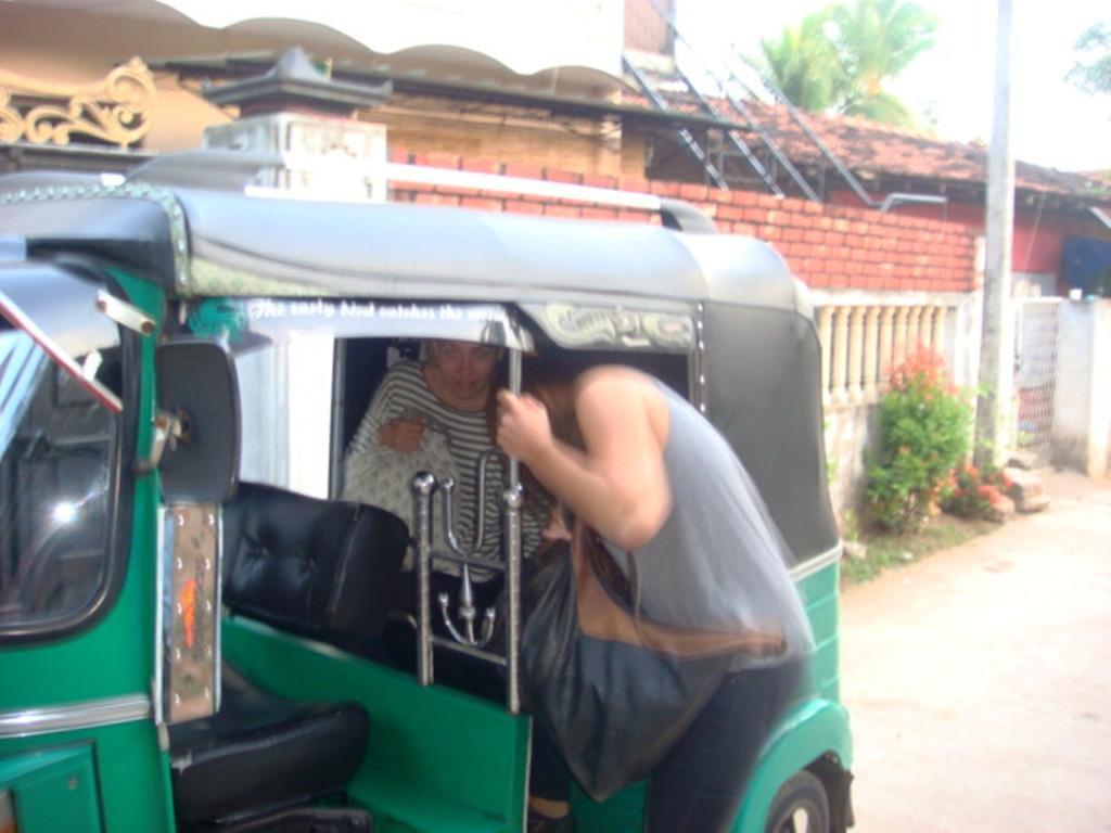 Randi Homestay In نيجومبو المظهر الخارجي الصورة
