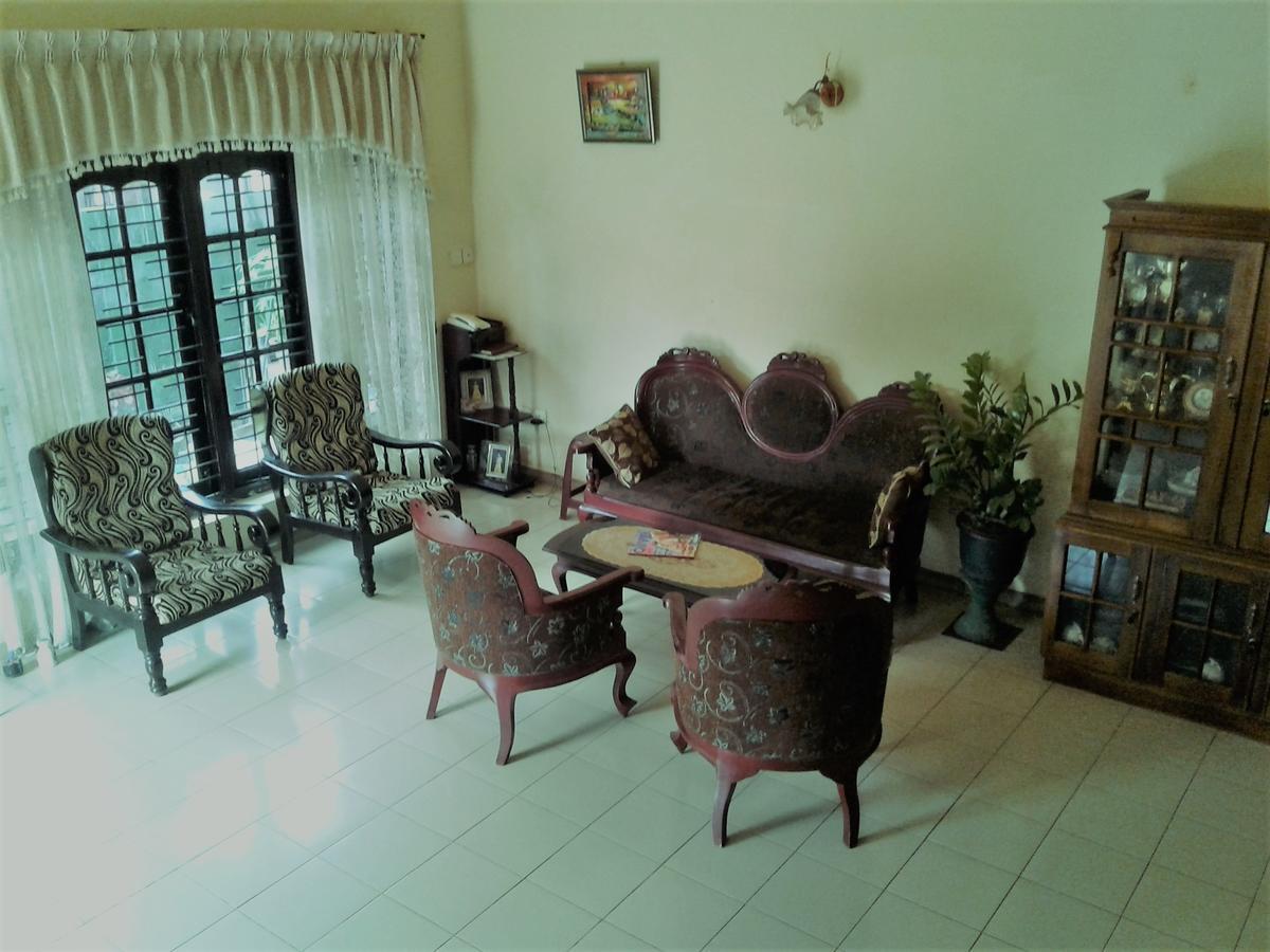 Randi Homestay In نيجومبو المظهر الخارجي الصورة